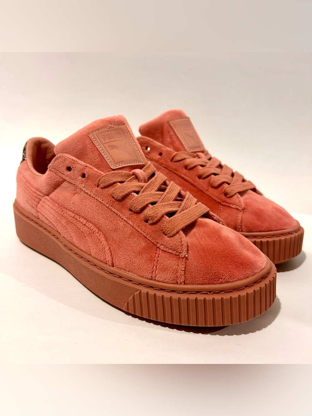 Puma Basket Platform Velvet Crushed Gem Pink Glitter Sneakers Size 8